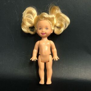 vintage 1994 kelly doll barbie’s little sister 4 inch blonde